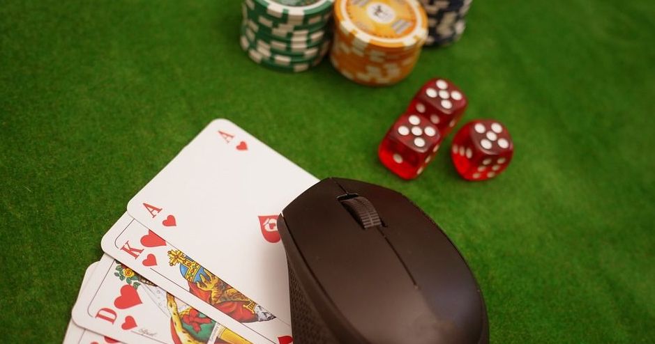 Kızıl Komut: Poker Stratejileri ve Yorkbet’te Başarı