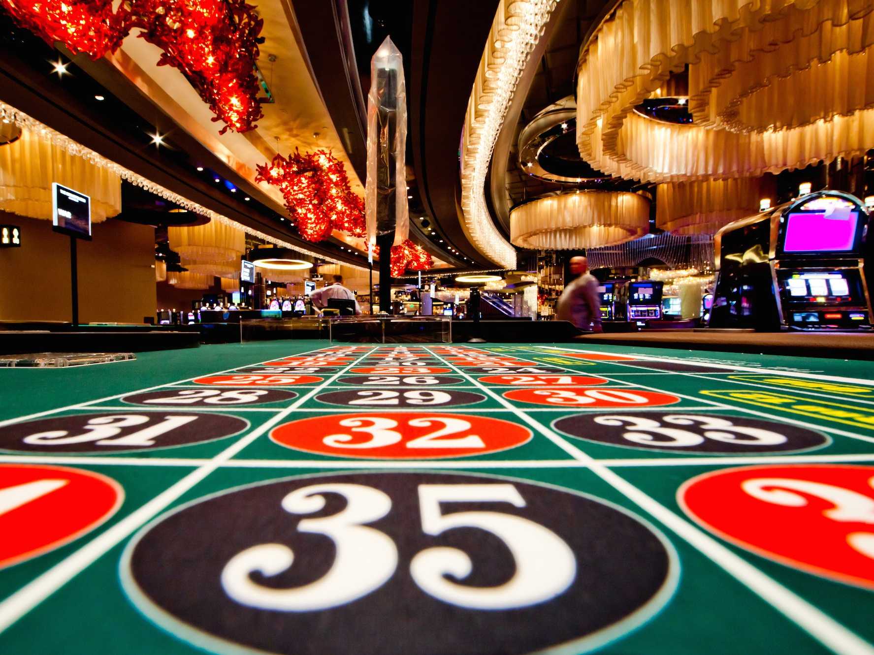 Slot Makinelerinde Kazanma Sanatı: Stratejik Yaklaşımlar